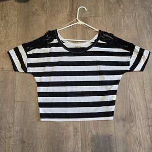 Vintage Y2k Black and White Striped Top with Lace Detail Womens Med Batwing Top